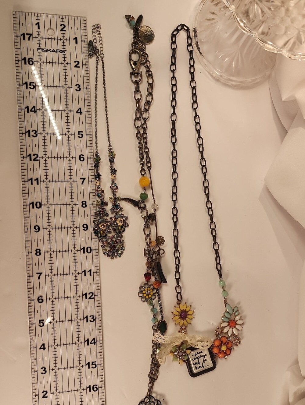PLUNDER Jewelry!! Set Of 3 Beautiful Necklaces - Picture 14 of 14
